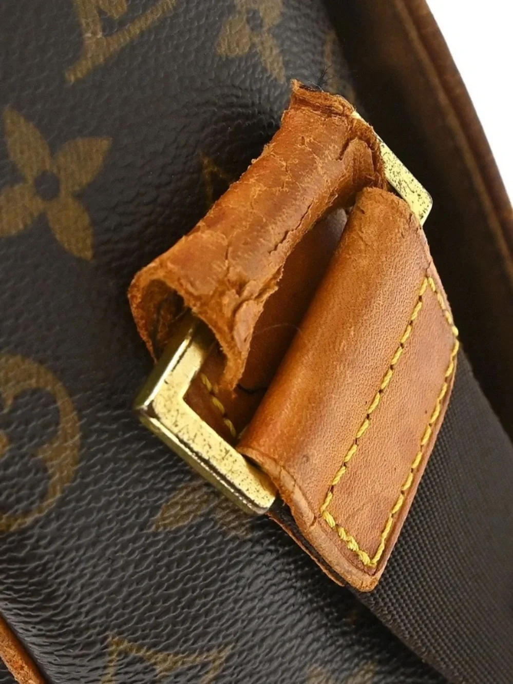 Louis Vuitton Monogram Messenger Bag in Brown with Gold Hardware